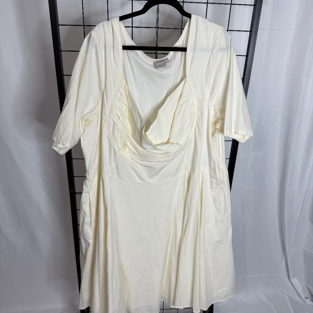 Eshakti 5X/32W Cream Fit and Flare Dress